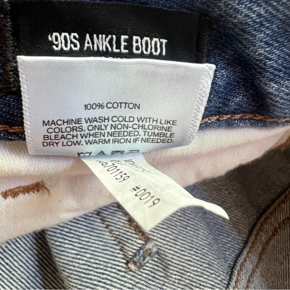 Express 90s Ankle Boot Frayed Raw Hem Mid Rise Size 8 Regular - Picture 9 of 10